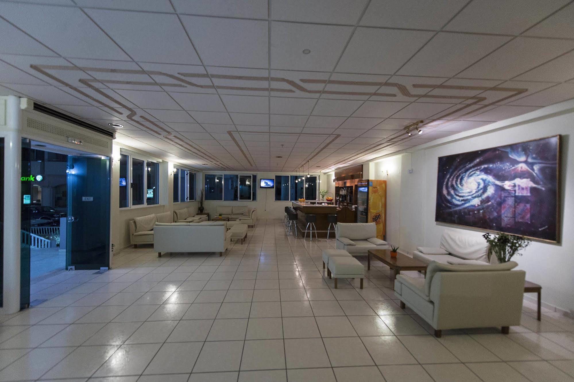 Galaxy Hotel Ierápetra Eksteriør billede