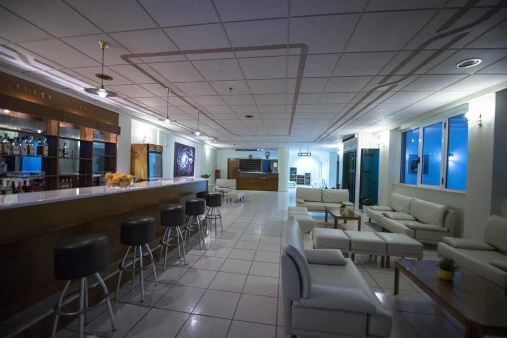 Galaxy Hotel Ierápetra Eksteriør billede